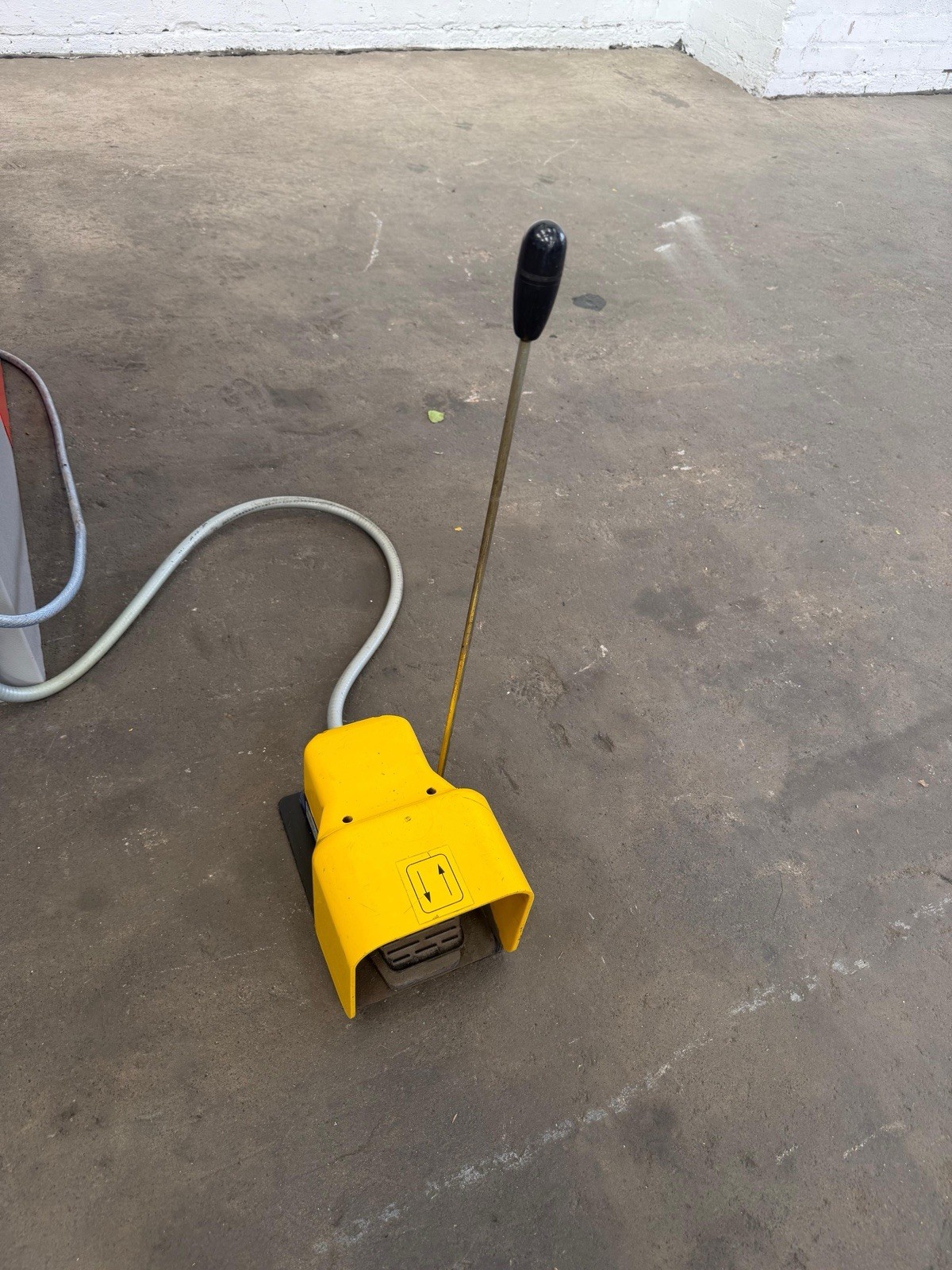 FIM GOAL 200/6 Hydraulic Corner Notcher, photo 9