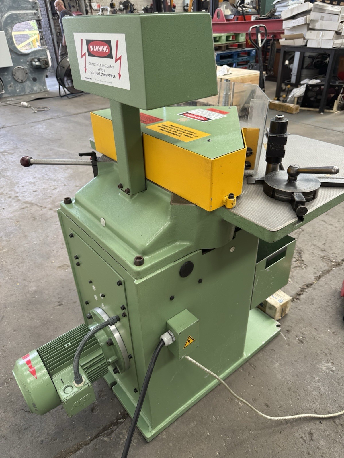 Boschert LB 12/6 Corner Notcher YOM 1999, photo 3