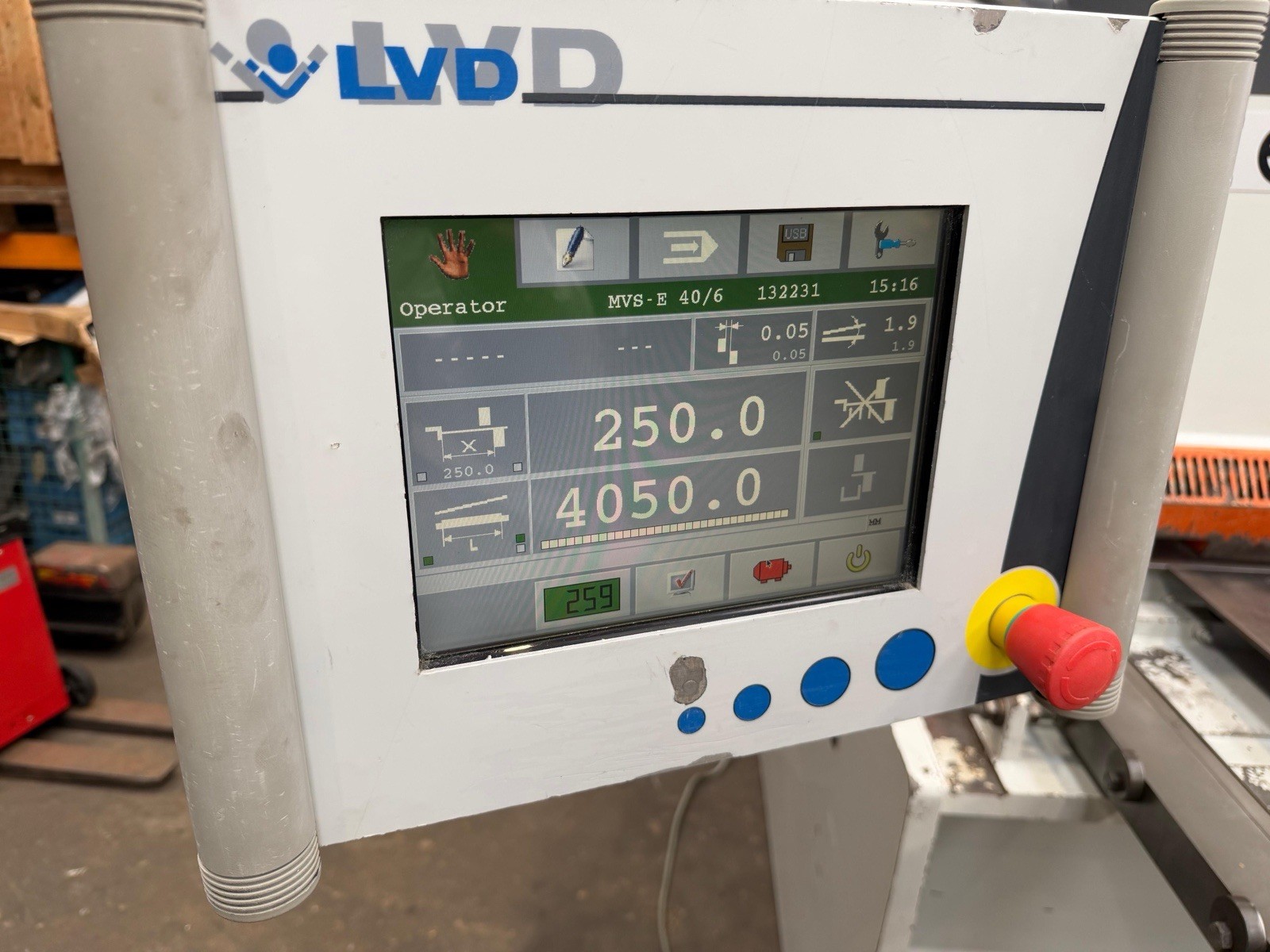LVD MVS 6/4050 CNC Hydraulic Guillotine, photo 13
