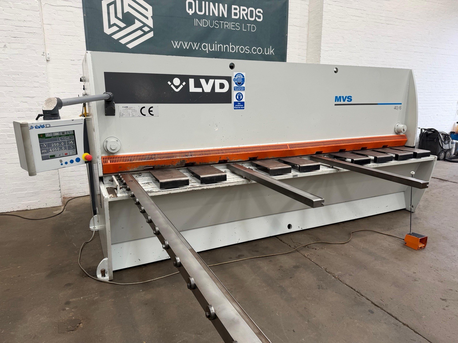 LVD MVS 6/4050 CNC Hydraulic Guillotine, photo 14