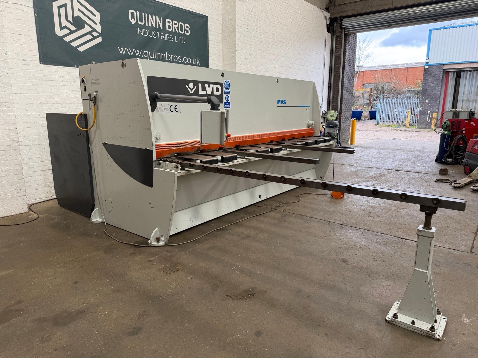 LVD MVS 6/4050 CNC Hydraulic Guillotine, photo 16