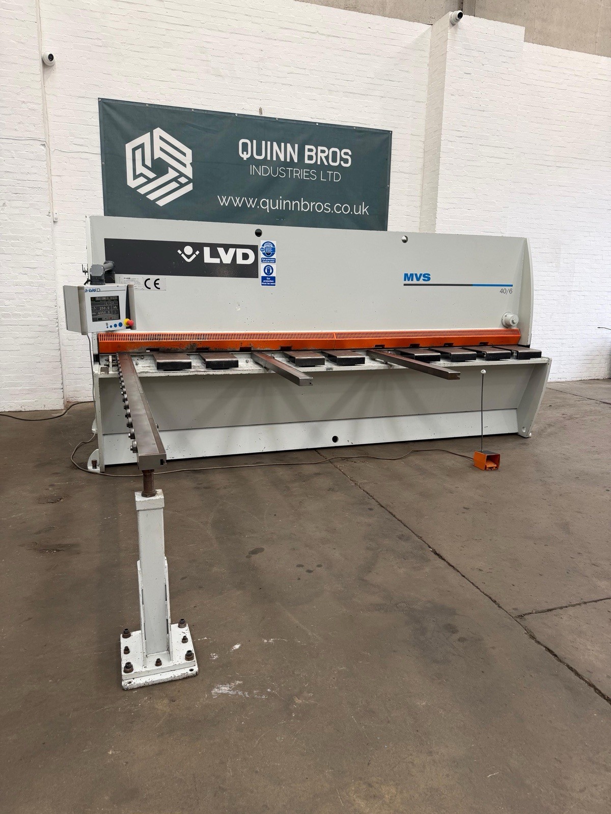 LVD MVS 6/4050 CNC Hydraulic Guillotine, photo 17