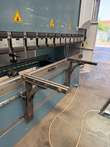 Durma AD-R 30175 CNC Press Brake, photo 3