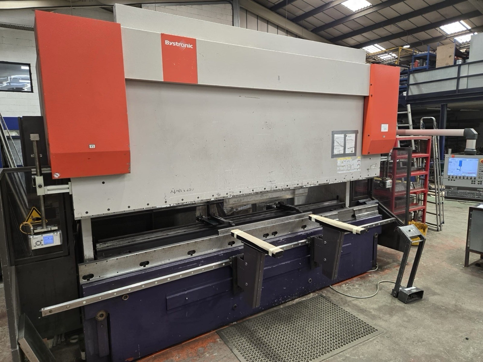 Bystronic Xpert 250 x 4100 CNC Hydraulic Press Brake