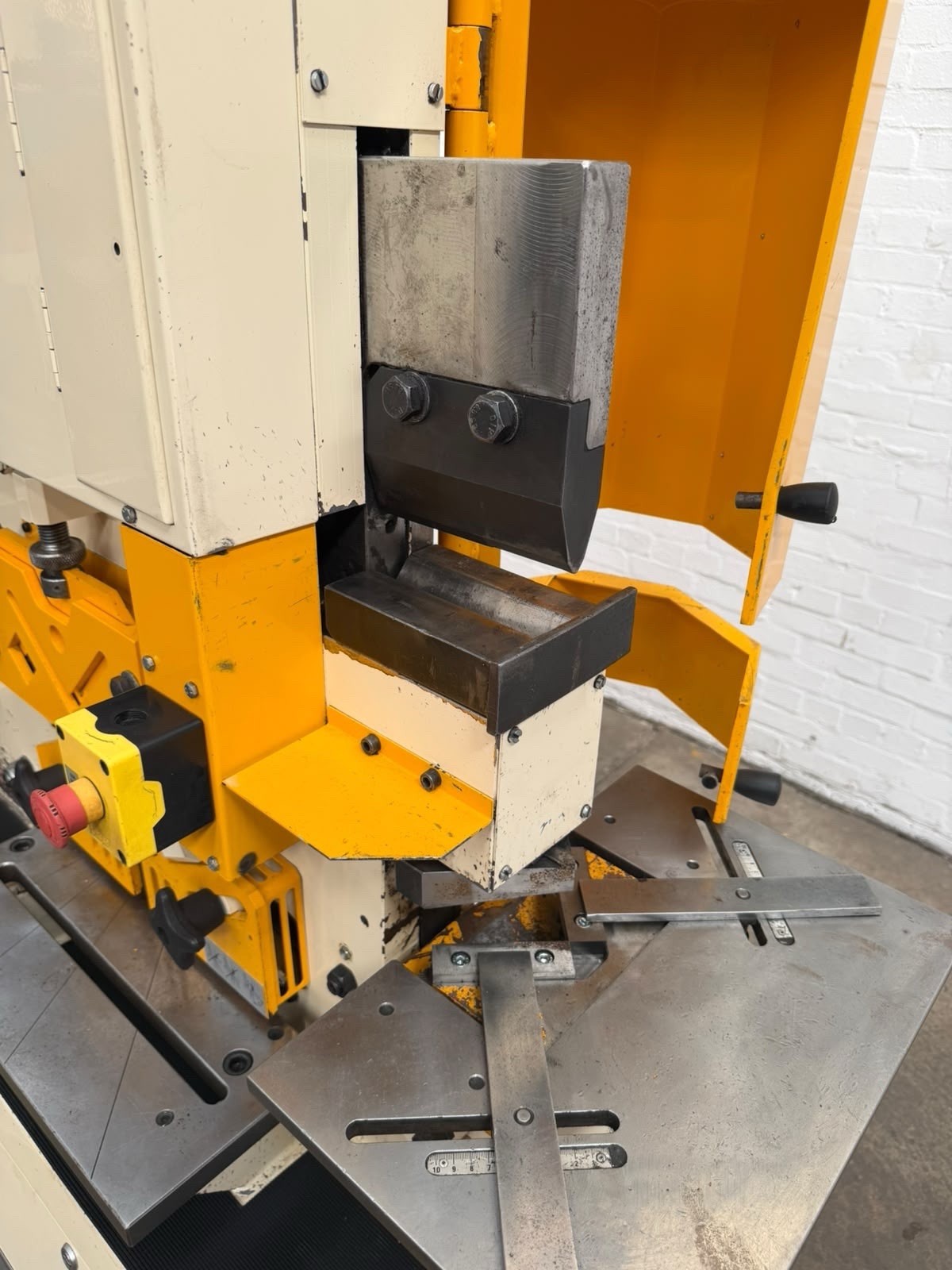 GEKA Bendicrop 60 Universal Hydraulic Ironworker, photo 9