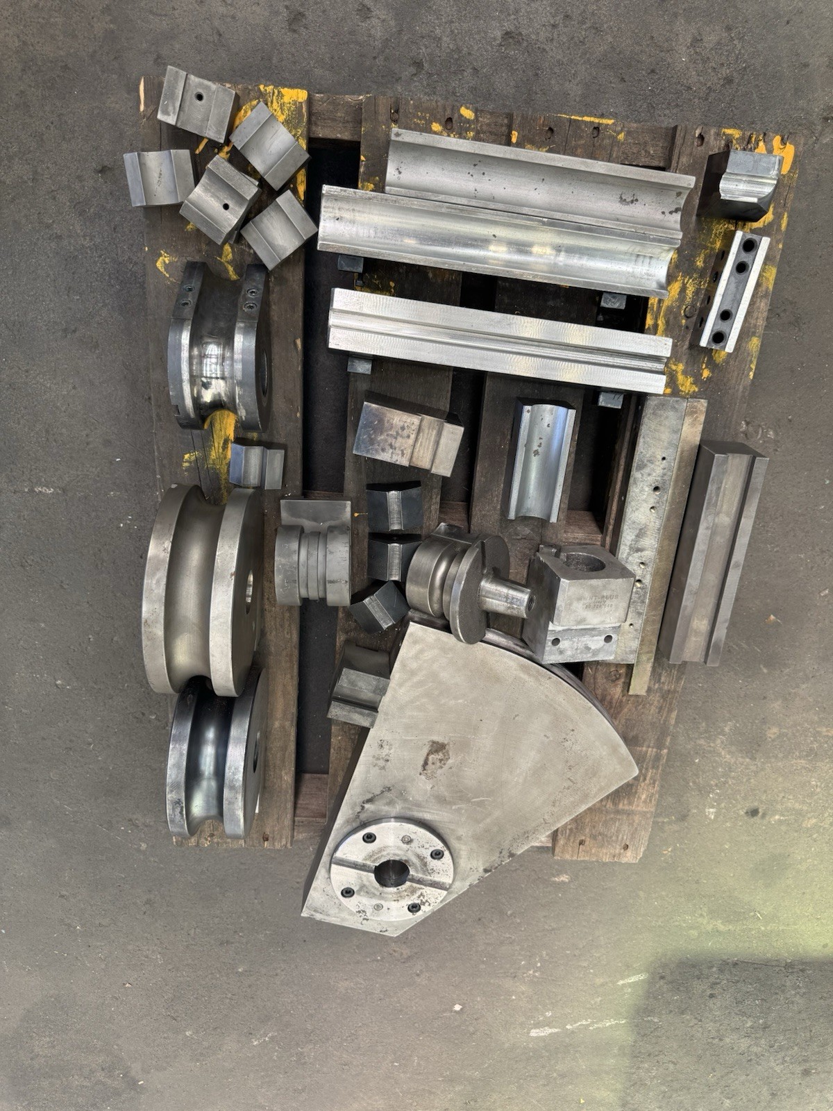 SOCO RC-38 NC Rotary Collet Tube Bender, photo 9