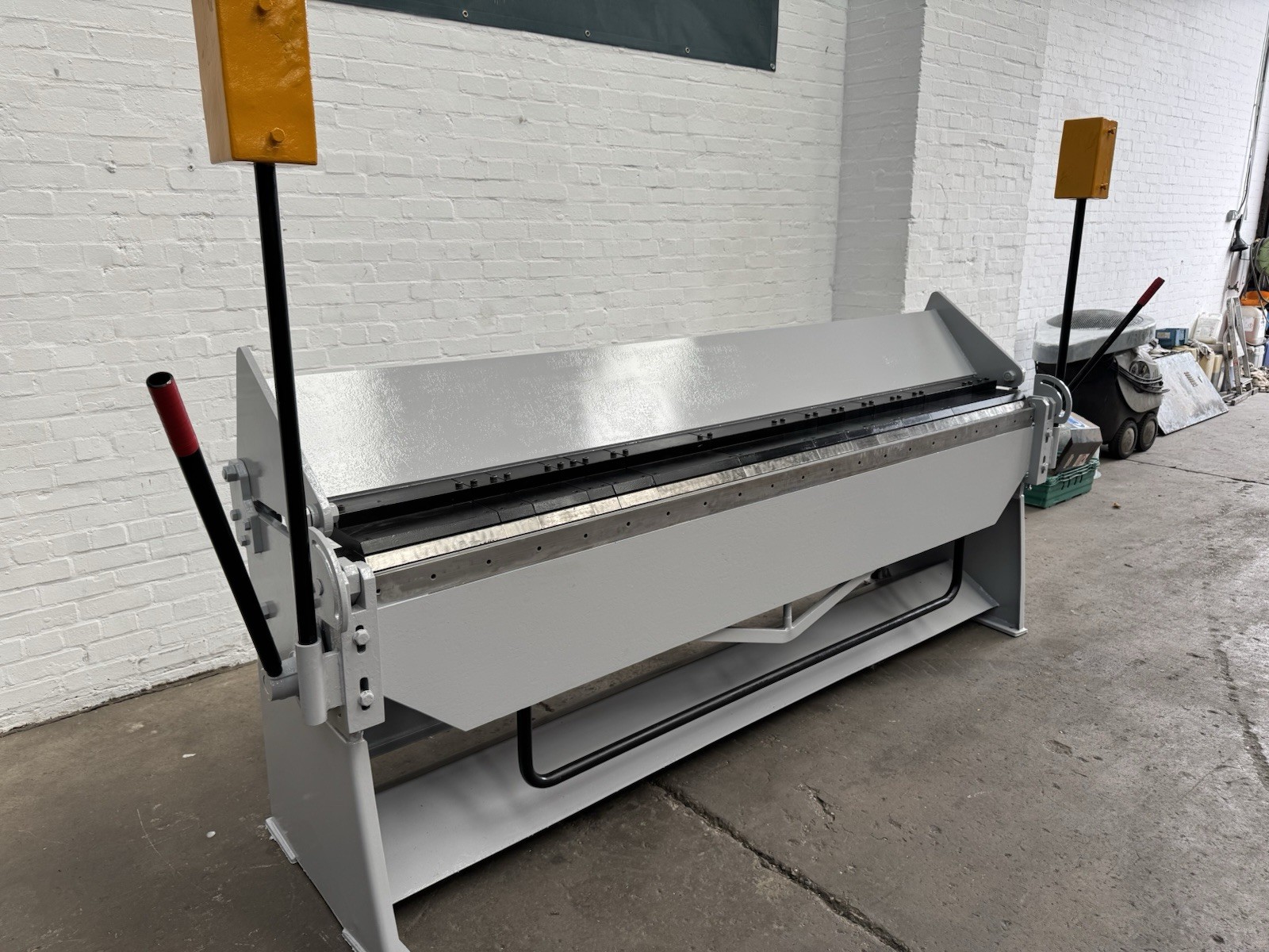 Morgan Rushworth 2.5m Box & Pan Folder