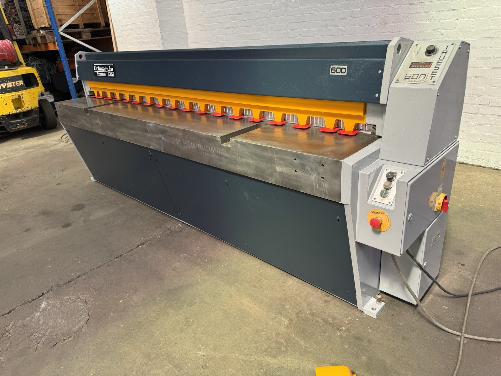 Edwards Truecut DD 2.5m x 3.5mm Mechanical Guillotine, photo 3