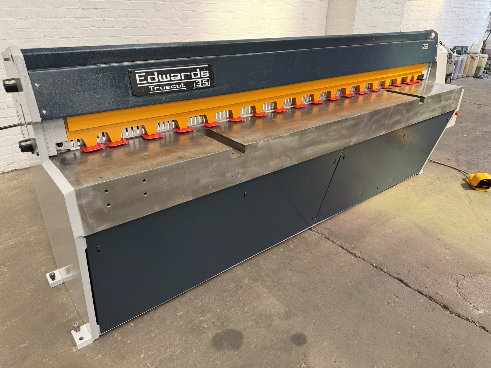Edwards Truecut DD 2.5m x 3.5mm Mechanical Guillotine, photo 4