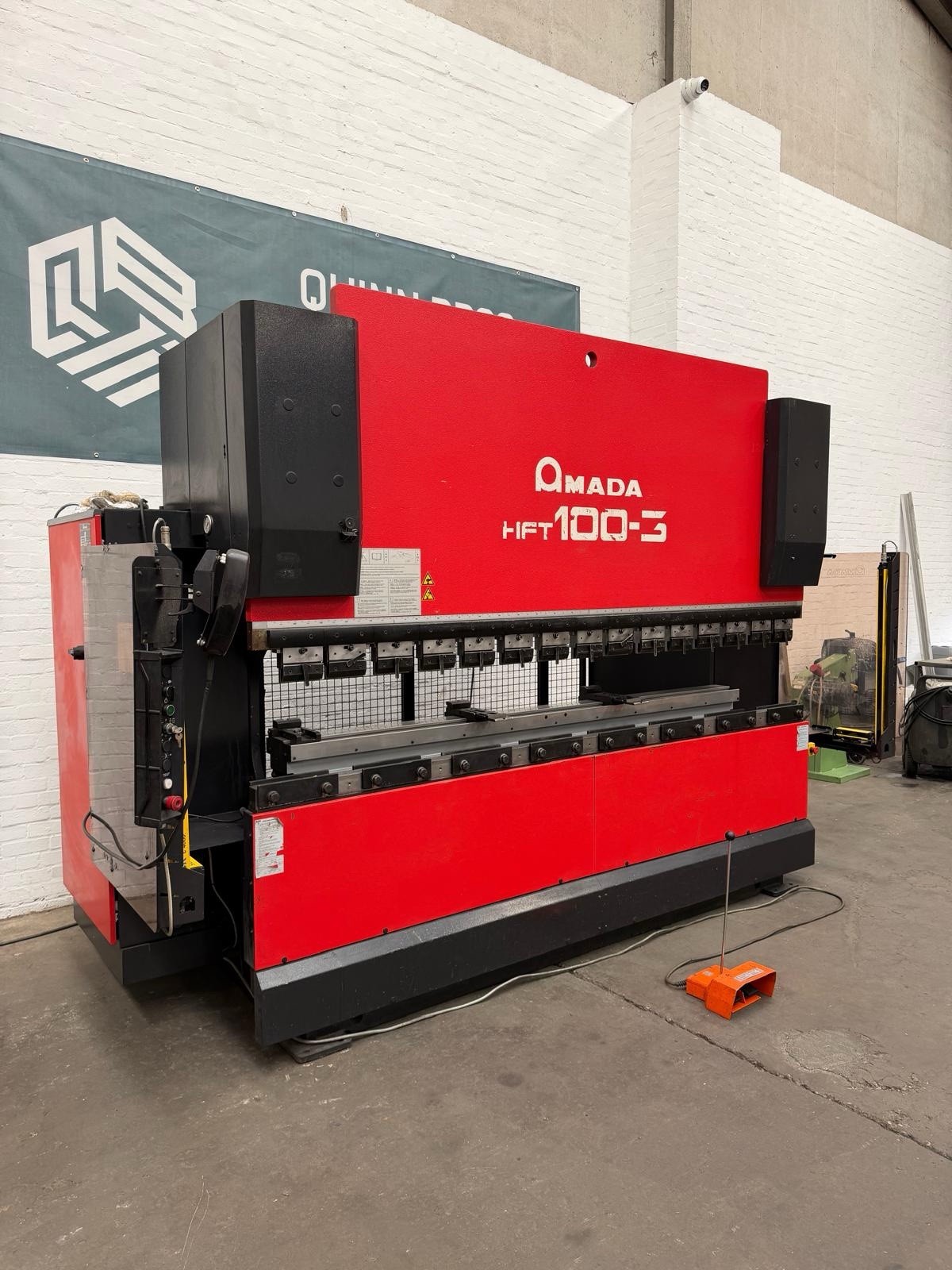 Amada HFT100-3 CNC Press Brake, photo 2