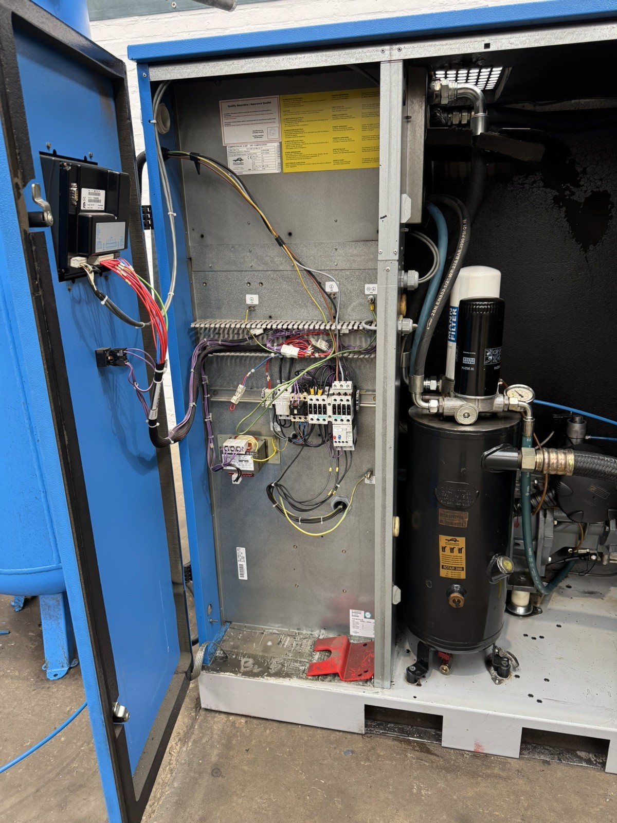 Worthington Creyssensac RLR 20B G9 Rollair 20 Rotary Screw Compressor Package, photo 9