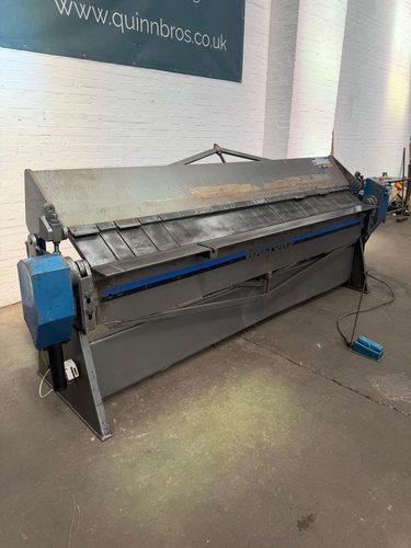 Waltons BPFM120-16P Powered Hydraulic Box & Pan Folder