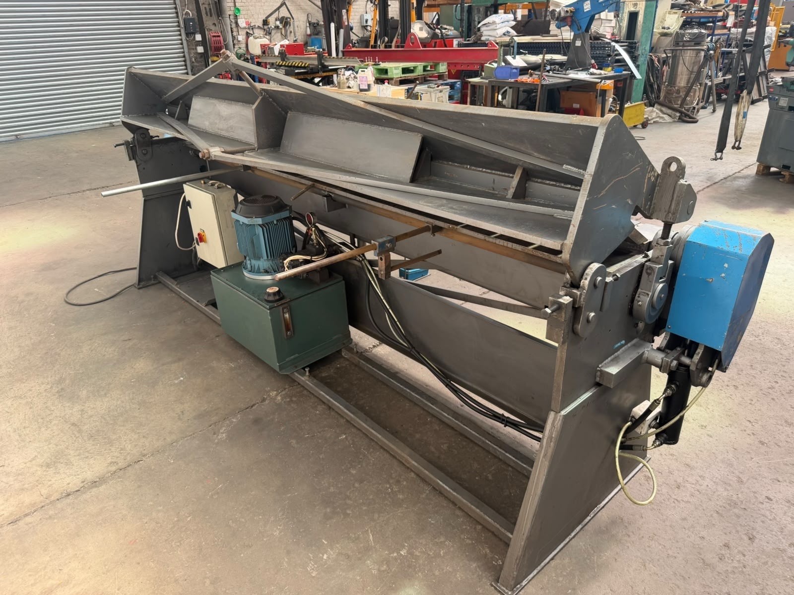 Waltons BPFM120-16P Powered Hydraulic Box & Pan Folder, photo 17