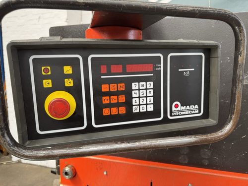 Amada Promecam GPN 630 Hydraulic Guillotine Shear, photo 11