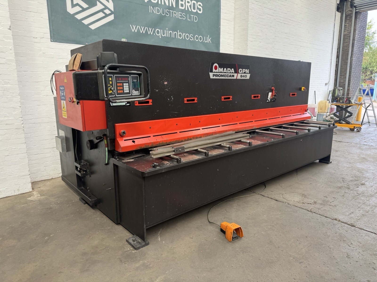 Amada Promecam GPN 840 Hydraulic Guillotine Shear