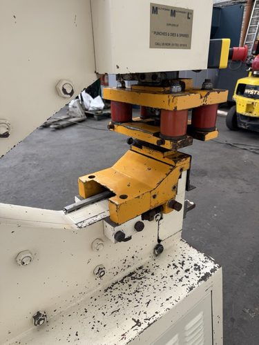 GEKA Puma 55/E-500 Hydraulic Punch, photo 4