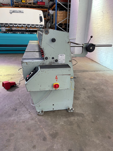 Edwards Truecut DD Sheet Metal Guillotine, photo 3