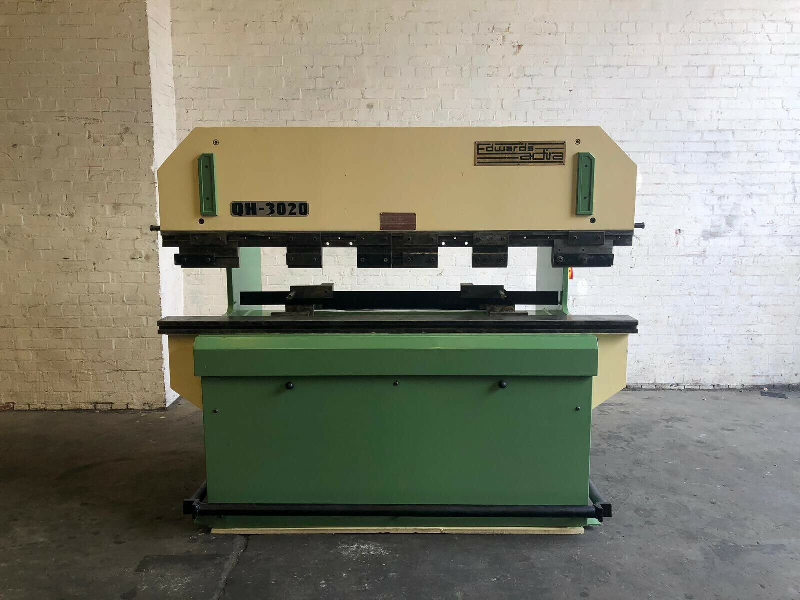 Adira (Portugal) Hydraulic Press Brake