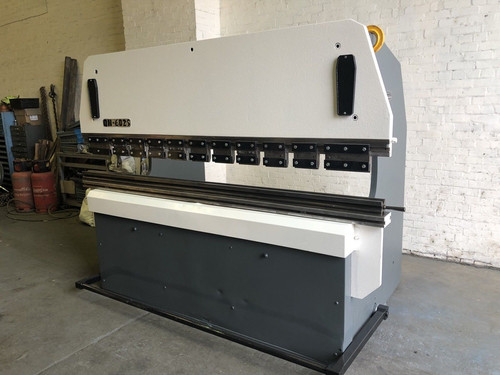 Adira (Portugal) Hydraulic Press Brake 2.5m x 60 Tons, photo 3