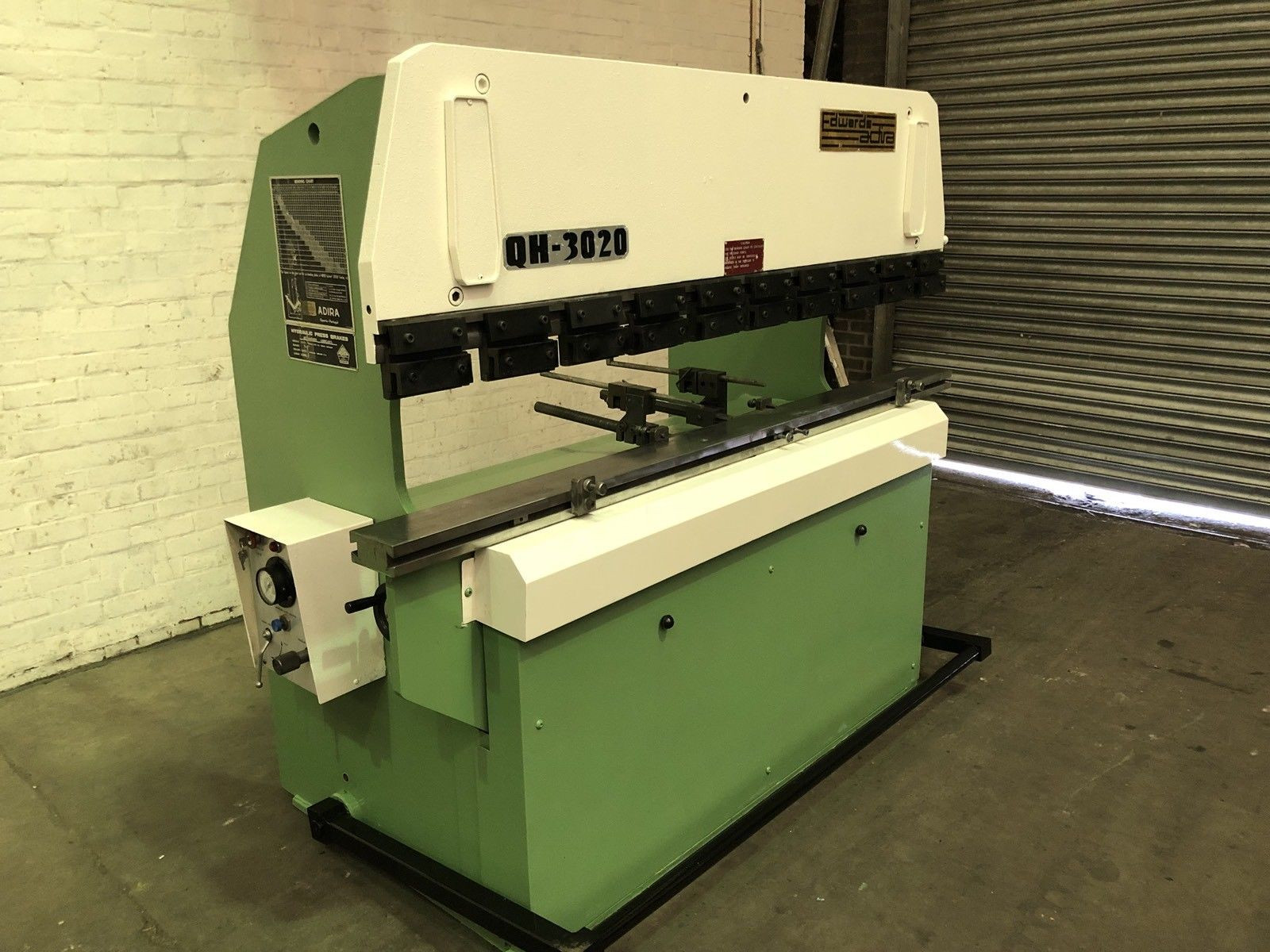 Adira (Portugal) Hydraulic Press Brake 2m x 30 Tons