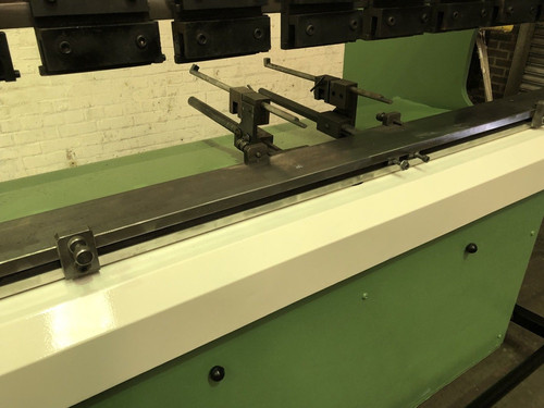Adira (Portugal) Hydraulic Press Brake 2m x 30 Tons, photo 2