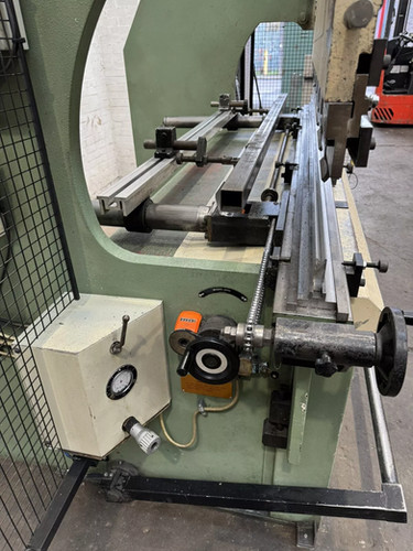 Adira QH6025 Hydraulic Press Brake, photo 5