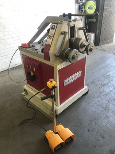 Akyapak APK35 Section Bending Rolls, photo 2