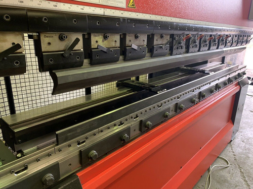 Amada HFE M2 1003 CNC Press Brake, photo 4
