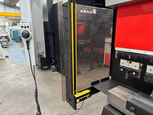 Amada HFE M2 2204 8 Axis CNC Press Brake, photo 8