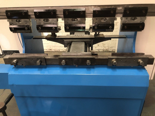 Amada Promecam CNC Hydraulic Press Brake RG2512, photo 3