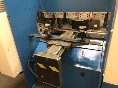 Amada Promecam CNC Hydraulic Press Brake RG2512, photo 5