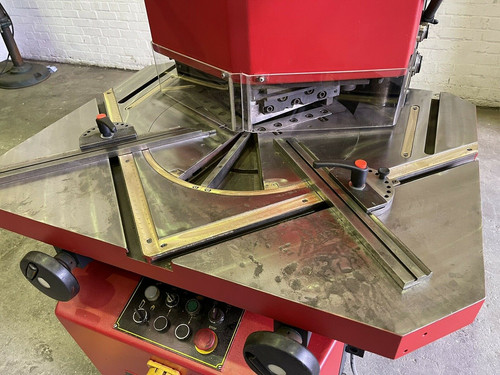 Amada Promecam (FIM) Versa 204 Variable Angle Hydraulic Corner Notcher, photo 3