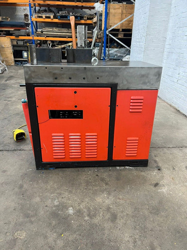 Amada Promecam Finmau 30 Hydraulic Horizontal Bender Press, photo 7