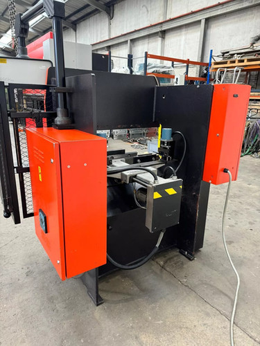 Amada Promecam IT2 2512 CNC Hydraulic Press Brake, photo 8