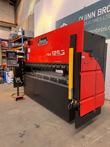 Amada Promecam ITS2 125 30 7 Axis CNC Press Brake, photo 4