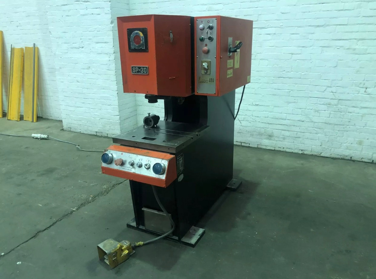 Amada SP30 Hydraulic Press