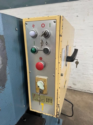 Amada SP30 Hydraulic Punch, photo 5