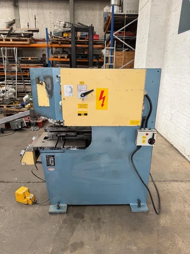 Amada SP30 Hydraulic Punch, photo 8