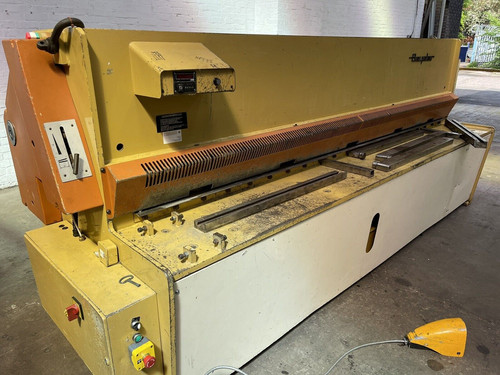 Beyeller (Edwards Pearson) Model G.E. 3m Hydraulic Sheet Metal Guillotine, photo 8