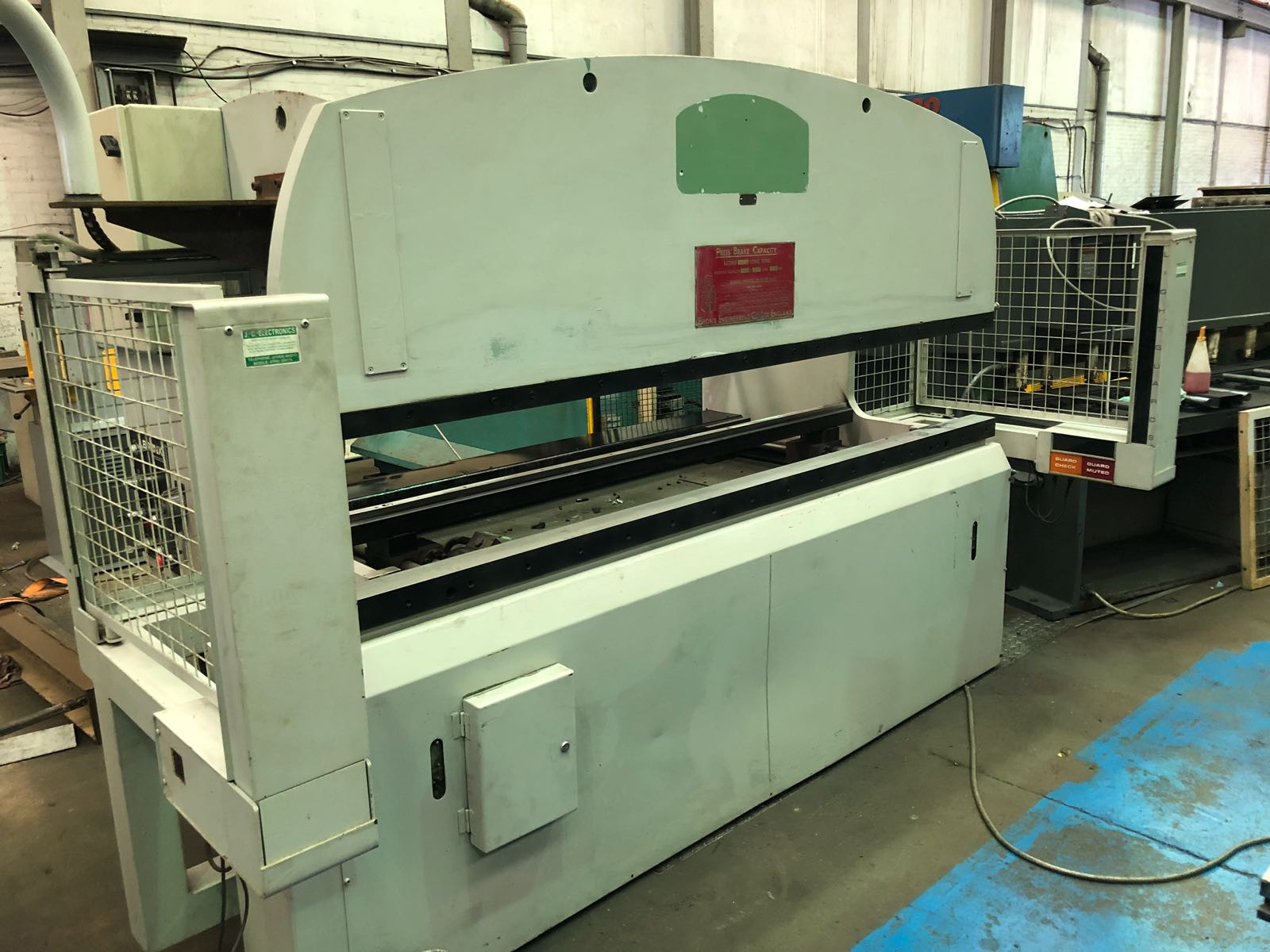Bronx Hydraulic Press Brake 2.5m x 50 tons