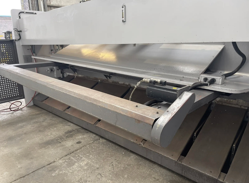 Bystronic ByShear VR6.5/4100 CNC Sheet Metal Guillotine, photo 5