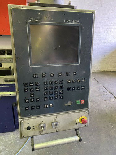 Bystronic EP31-160 Series ll CNC Press Brake, photo 5
