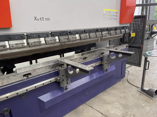 Bystronic Xact 100 CNC Press Brake, photo 8