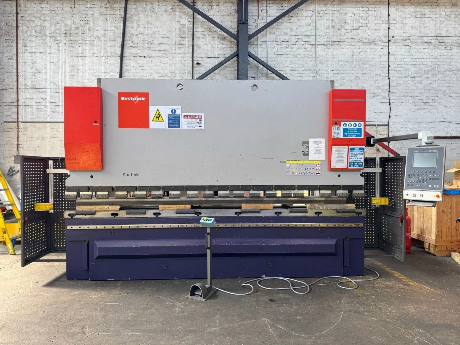Bystronic Xact 160 CNC Press Brake