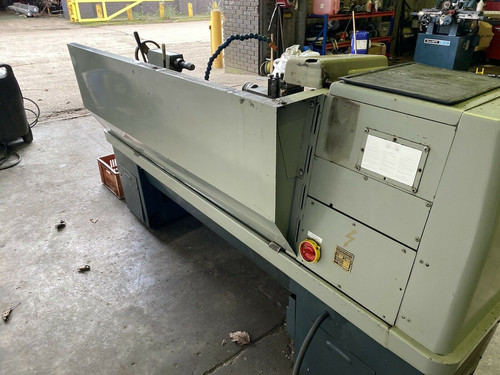Colchester Triumph 2000 50” Gap Bed Centre Lathe, photo 6