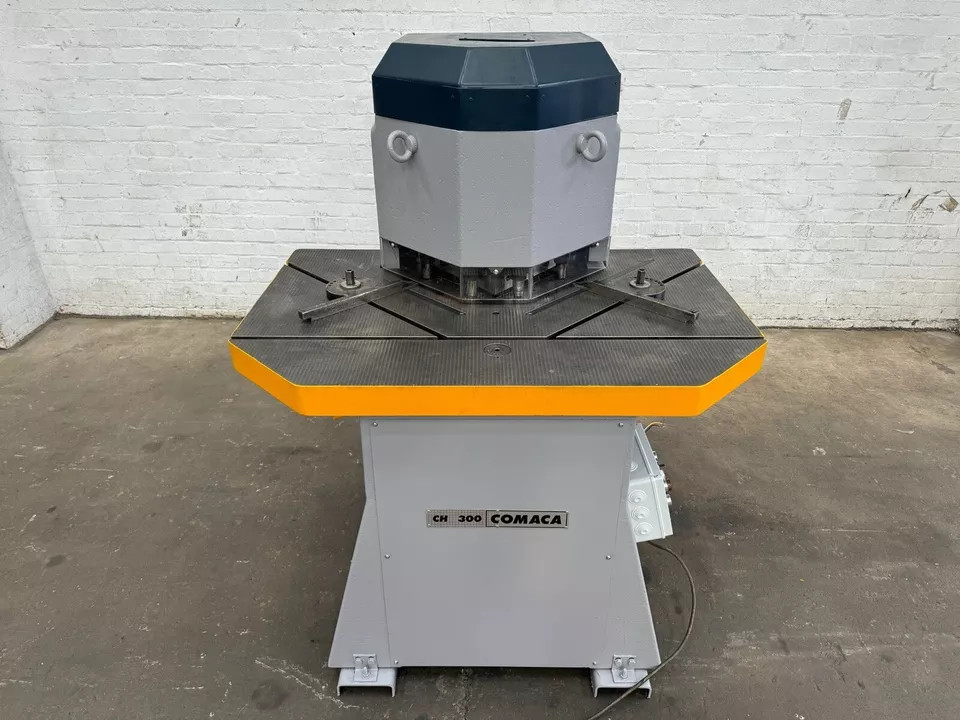 Comaca (Italy) CH300 10mm Hydraulic Corner Notcher