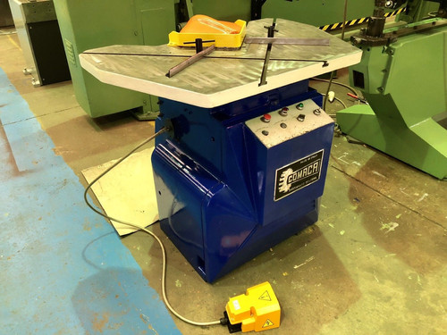 Comaca (Italy) CS220/4 Hydraulic Corner Notcher, photo 1