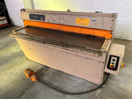 Edwards 1.5m Mechanical Guillotine, photo 5
