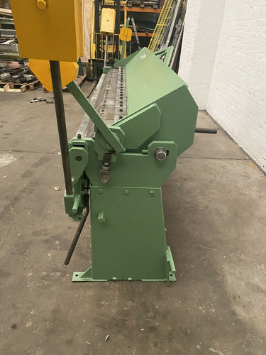 Edwards 2.5m Box & Pan Folder, photo 2