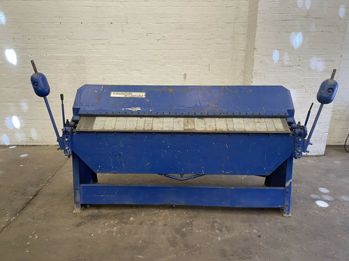 Edwards 2m Box & Pan Folder, photo 1